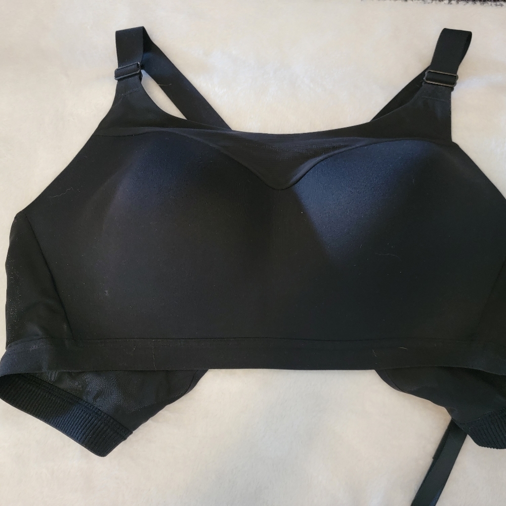VS sports bra
